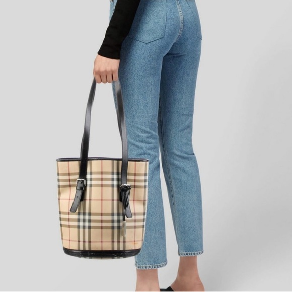 Burberry London Nova Check Bucket Bag Classic Plaid Authentic Black Leather Tote - Picture 1 of 14